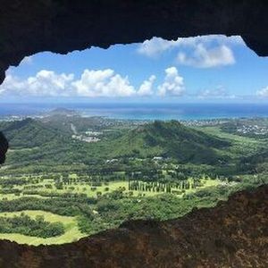 Meet your Posher, Charis